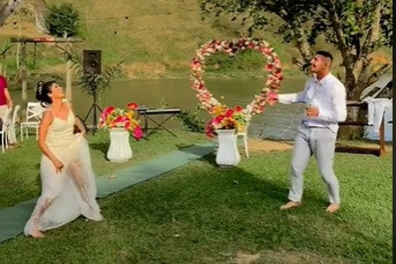 OVAKVU SVADBU NIKAD NISTE VIDELI: Mladenci su umesto plesa pokazali  drugačiju vrstu umeća, svatovi zanemeli! (VIDEO)