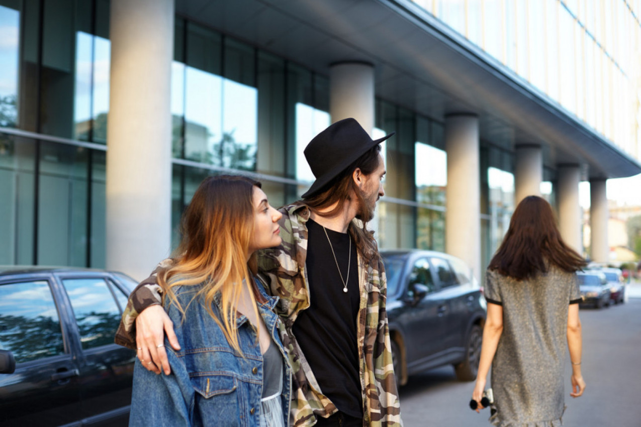 NEKO VAM JE POZNAT, A NE ZNATE ODAKLE? Stručnjaci objašnjavaju ovu pojavu i evo zašto je to tako!