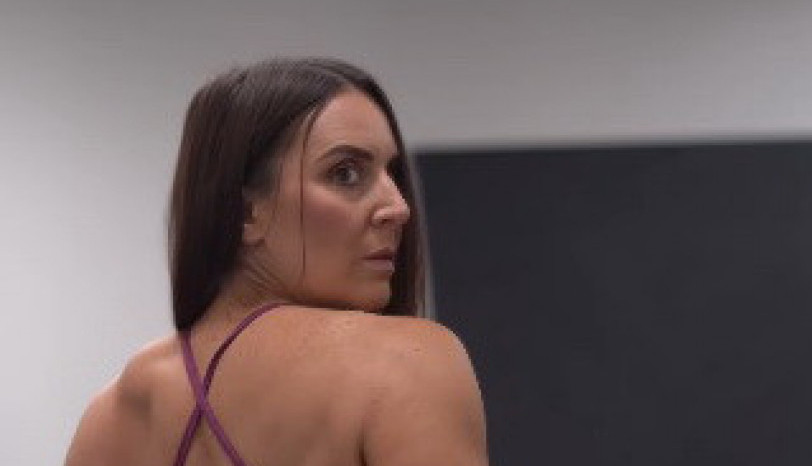 "NEPRIMERENO JE DA JEDNA MAJKA TAKO IZGLEDA": Kada vidite u čemu ova žena vežba, "pašće vam vilice" (VIDEO)