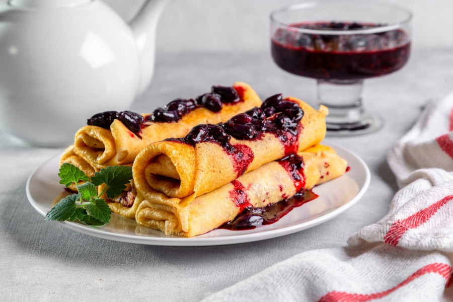 RECEPT ZA POSNE PALAČINKE: Uživajte u omiljenom slatkišu bez griže savesti! (FOTO)