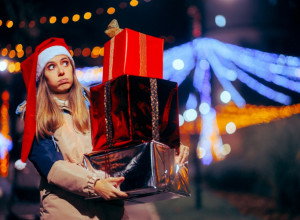 PRIPAZITE NA FINANSIJE ZA VREME PRAZNIKA: Stručnjak daje konkretne savete za uštedu i kontrolu plaćanja do Božića!