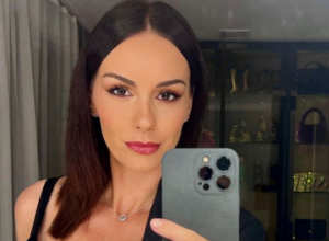 SLOBODA MIĆALOVIĆ U ZAGRLJAJU DRUGOG MUŠKARCA: Fanovi oduševljeni, čeka se reakcija njenog muža! (FOTO)