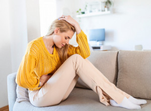 RAK GRLIĆA MATERICE: Nijedan od ovih 5 simptoma žene ne smeju da ignorišu, posledice mogu da budu fatalne!