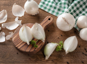 ZABORAVITE NA KUHINJU: Beli luk se koristi i kod ovih 6 stanja i delotvorniji je od nekih lekova!