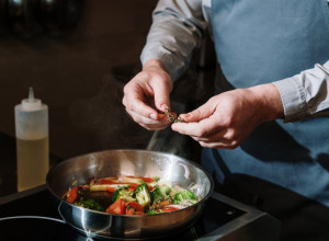 SMRZNUTO POVRĆE JE IDEALNO ZA HRANLJIV OBROK: Ne samo što je ukusan i zdrav već pomaže i kod gubitka viška kilograma! (FOTO)