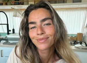 "ŽENE NE BI PREŽIVELE BEZ MUŠKARACA, SVE BI IM SE POKORILE SAMO DA MOGU": Stav tradicionalne domaćice izazvao buru na mrežama (VIDEO)