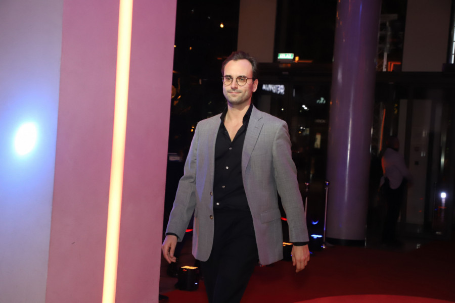 KAD VIDITE BRATA RADOVANA VUJOVIĆA OSTAĆETE U NEVERICI: Jedan detalj je svima zapao za oko (FOTO)