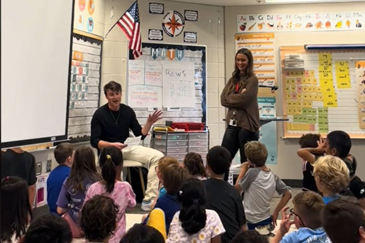 UČITELJICA JE UŠLA U UČIONICU, NE SLUTEĆI ŠTA JE ČEKA: Ono što se potom dogodilo neće moći da zaboravi do kraja života! (VIDEO)