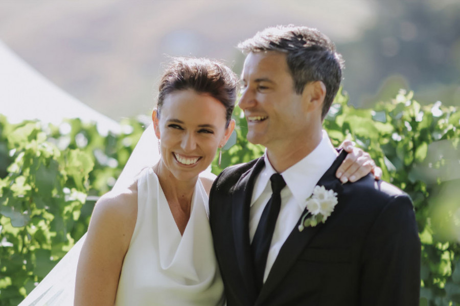 SVI PRIČAJU O VENČANJU BIVŠE PREMIJERKE NOVOG ZELANDA: Jedan detalj je svima privukao pažnju (FOTO)