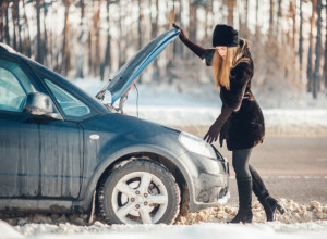 UKOLIKO OSETITE OVAJ MIRIS TOKOM VOŽNJE, ODMAH ZAUSTAVITE KOLA: Automehaničar upozorava na veliki problem svih vozača (FOTO)