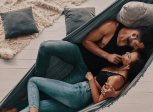 INTIMNI ODNOSI ZAPRAVO TRAJU MNOGO KRAĆE NEGO ŠTO MI MISLIMO: Ovo je idealna minutaža, sve preko toga je monotono (FOTO)