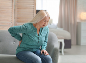 VEĆINA LJUDI IH IGNORIŠE: Ovih 6 simptoma mogu ukazivati na rak kostiju!