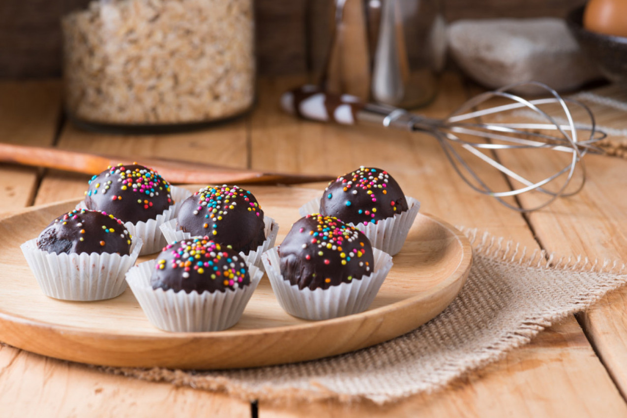 ZABORAVITE NA OBIČNE SLATKIŠE: Kuglice sa plazmom i kafom su prava stvar!