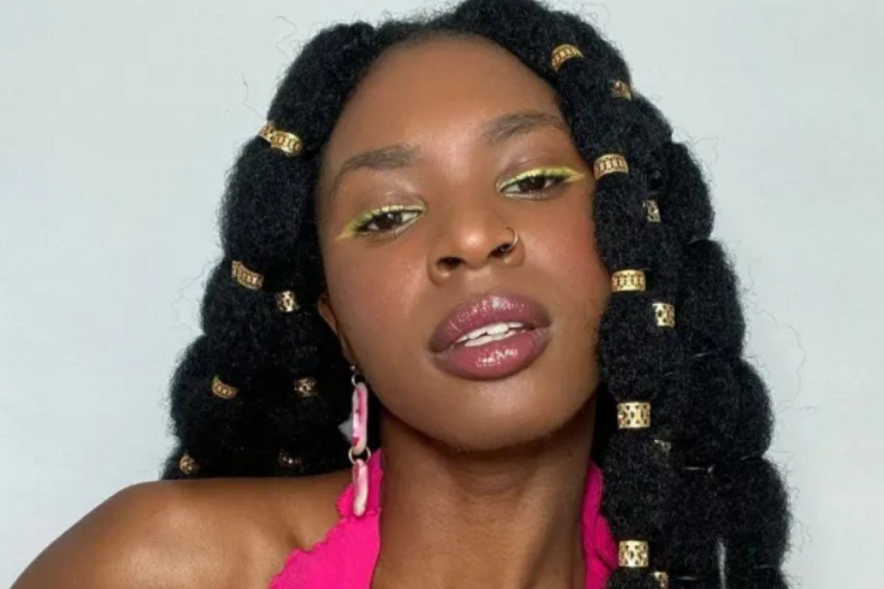 DEČKO JE UVREDIO PA JE OKRENULA NOVI LIST: Već 5 godina nije takla brijač, a njena priča će vas iznenaditi! (VIDEO)