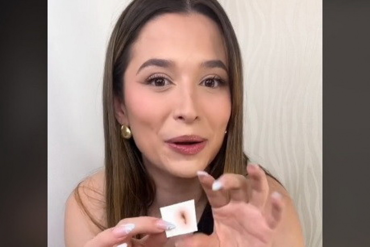 ŽELELA JE DA IZGLEDA VIŠE PA JE ISPROBALA TIKTOK TRIK: Kada je videla rezultat zapanjeno je zurila u svoje telo (VIDEO)