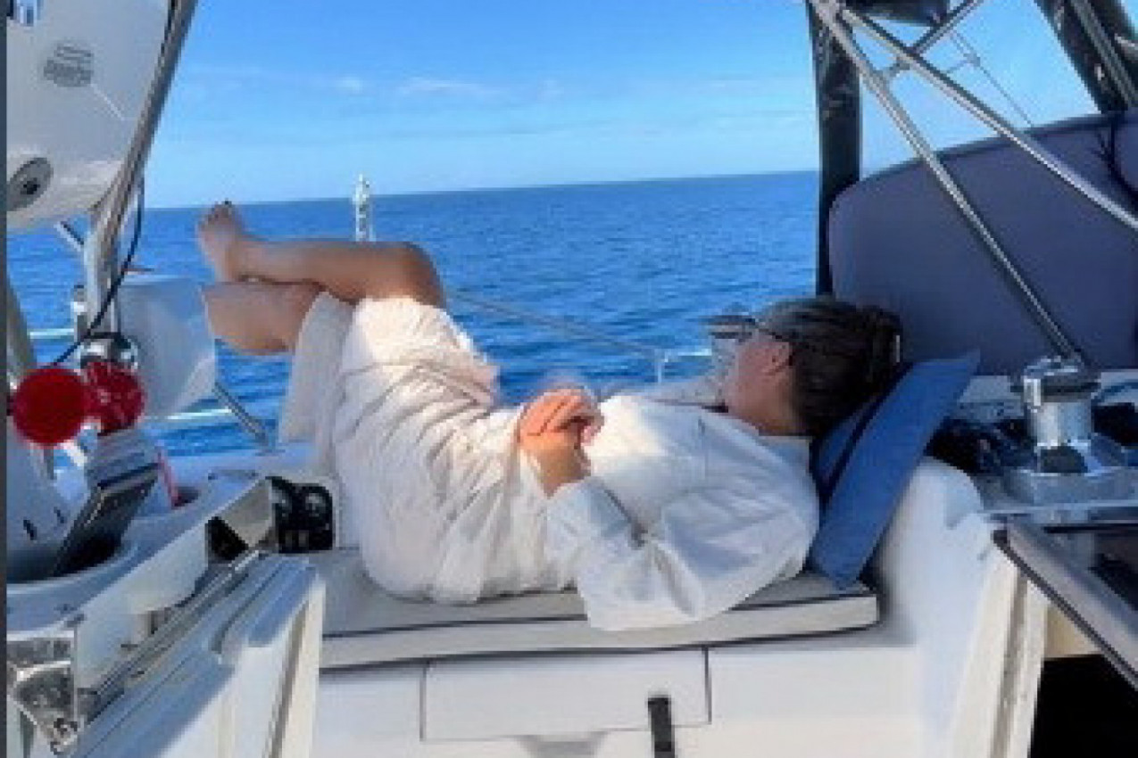 DONELA JE ODLUKU KOJA JOJ JE PROMENILA ŽIVOT IZ KORENA: Jedna majka prodala je kuću, a kada vidite gde sada živi svi ćete joj pozavideti (FOTO)