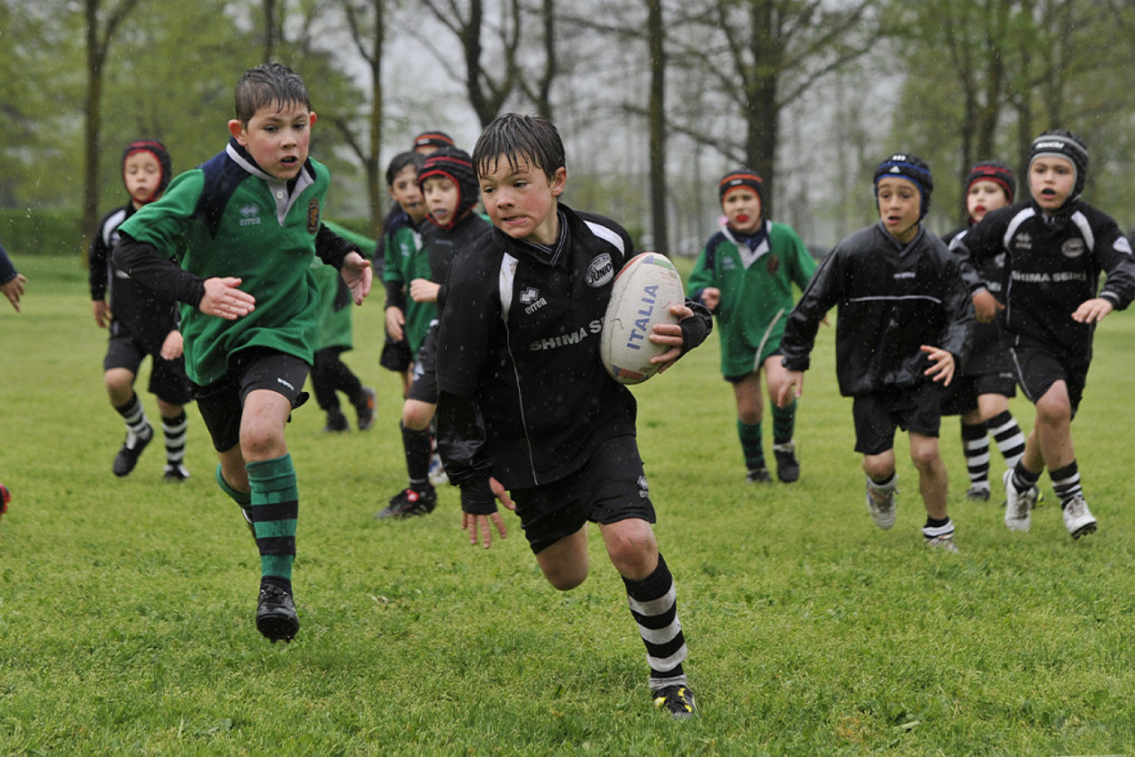 NE TREBA IGNORISATI VRTOGLAVICU: Ovo su prvi simptomi potresa mozga i kada je znak za uzbunu