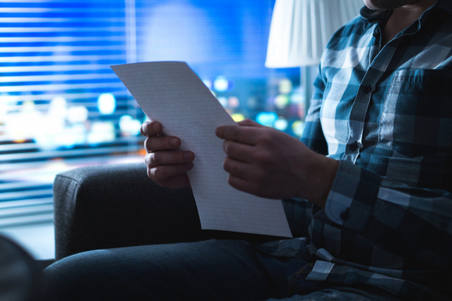 OBJAVIO JE PISMO KOJE MU JE MAJKA NA SAMRTI OSTAVILA: Nakon što pročitate ove reči, odmah ćete pozvati svoje roditelje!