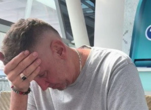 KRENULI SU AVIONOM SA LETOVANJA PA PRIMETILI DA IM NEMA DOKUMENTARA: Na aerodromu je usledila drama, ovakvom raspletu se niko nije nadao (VIDEO)