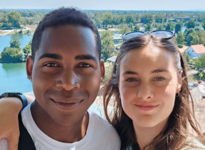 BILA JE U CELIBATU DO ULASKA U BRAK: Sada otkriva intimne tajne prve bračne noći! (FOTO+VIDEO)