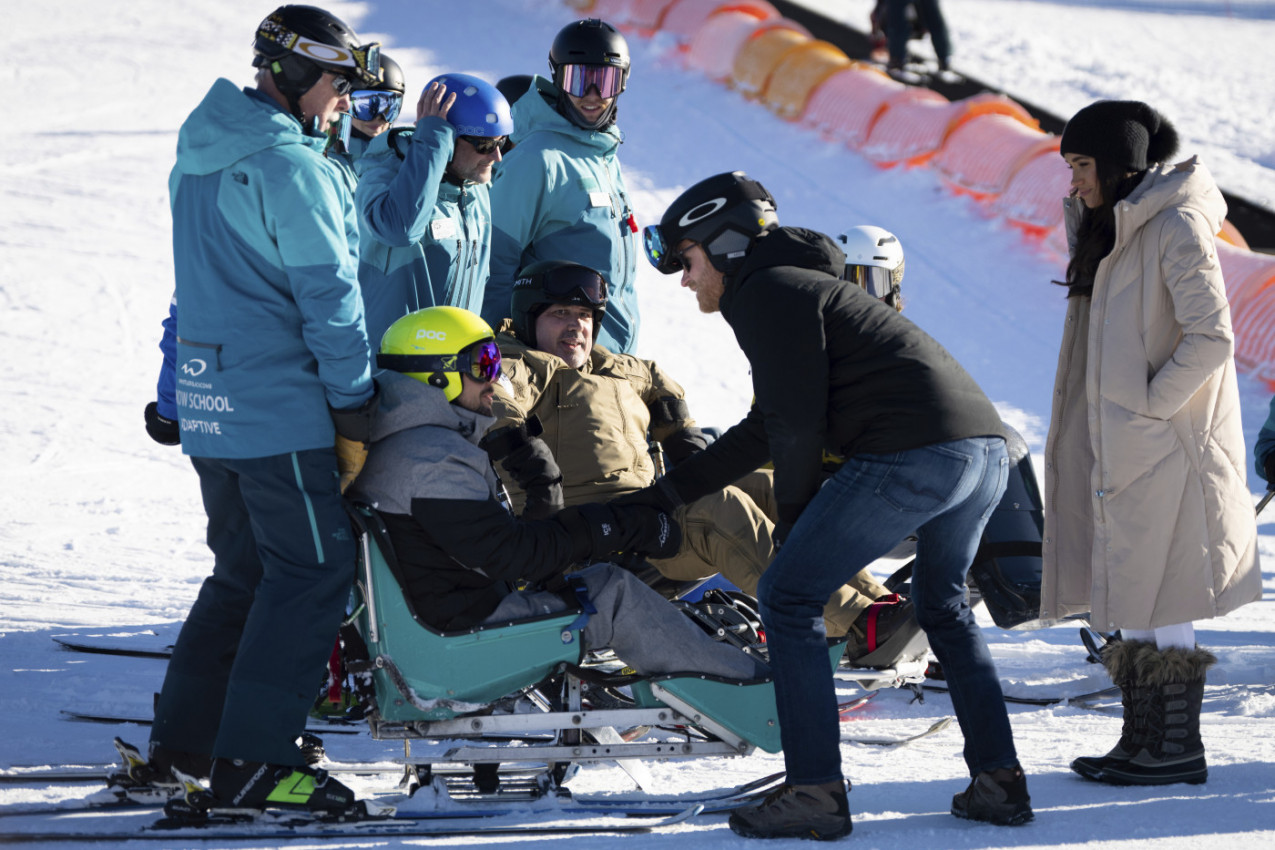 MEGAN MARKL I PRINC HARI USLIKANI NA SKIJAŠKOJ STAZI: Njihovi izrazi lica sve govore (FOTO)