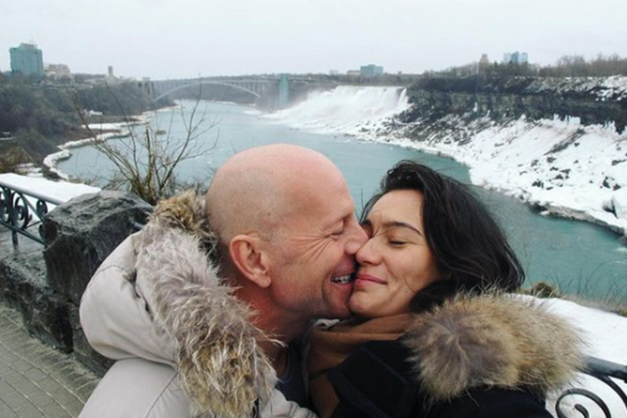 SUPRUGA TEŠKO BOLESNOG BRUSA VILISA PODELILA DIRLJIVU PORUKU ZA DAN ZALJUBLJENIH: Zbog njenih reči ljudi ne prestaju da plaču