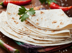 NAPRAVITE DOMAĆE TORTILJE OČAS POSLA: Recept sa kojim nema greške