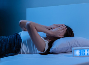 ŽENE KOJE SPAVAJU MANJE OD 5 SATI U RIZIKU SU OD MOŽDANOG UDARA: Nova istraživanja šalju alarmantna upozorenja