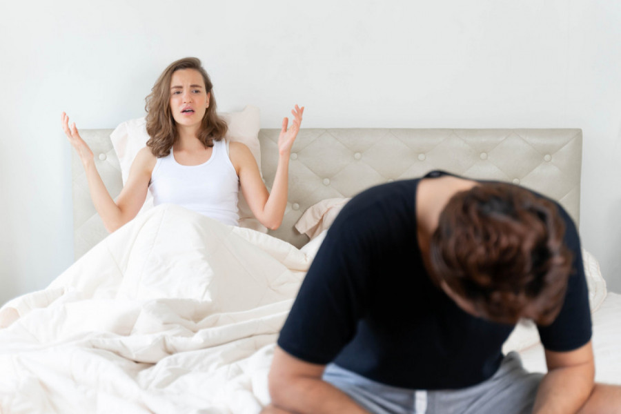 MUŽ JE 10 GODINA ODBIJAO INTIMNOST: Očajna žena pristala je na sve njegove uslove, ali se ovome nije nadala! (FOTO)