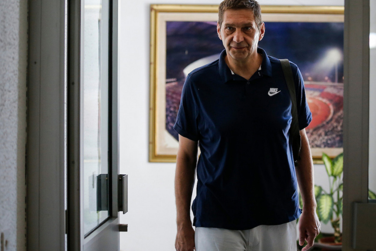 SLAVNI VATERPOLISTA IMAO JE IDILIČAN BRAK, A ONDA JE OPAKA BOLEST ODNELA NJEGOVU SUPRUGU: Veru u ljubav vratila mu je njena prijateljica