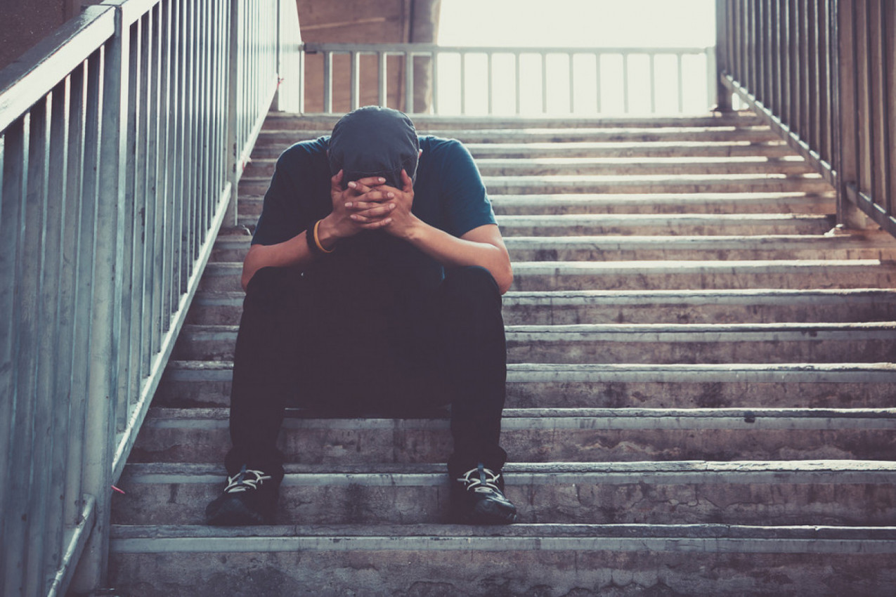 NAJNOVIJE ISTRAŽIVANJE OTKRILO: U ovim godinama su ljudi najnesrećniji, a postoji i jasan razlog za to!