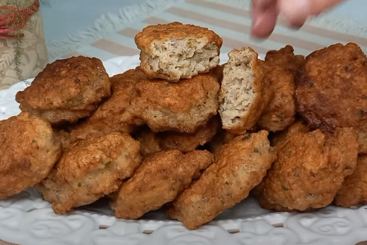 UŠTIPCI OD MLEVENOG MESA SA KAČKAVALJEM: Sočni zalogaji po južnjačkom receptu (FOTO)