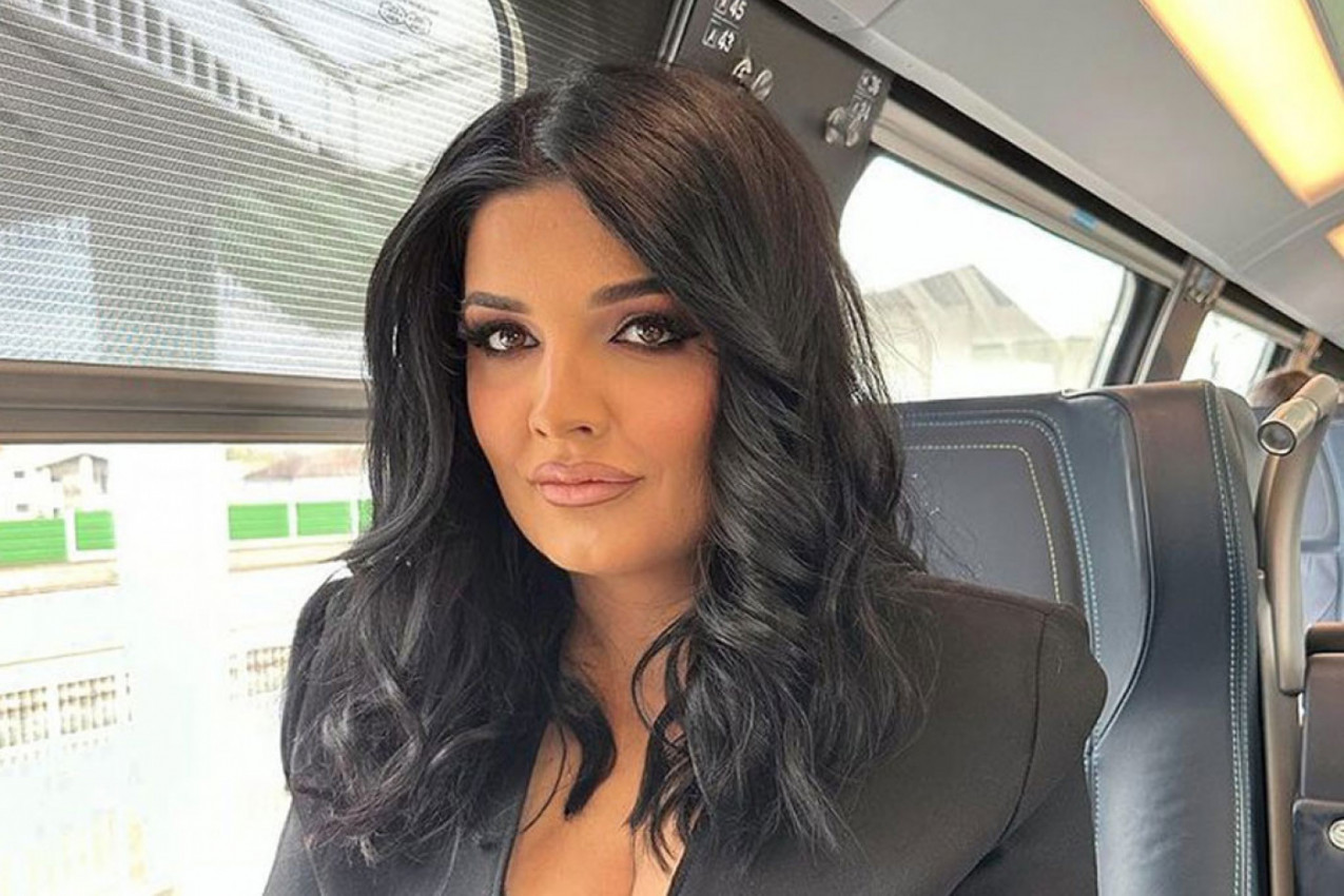 MILENA POPOVIĆ PROGOVORILA ZA "SREĆNU": Muškarci je zasipaju komplimentima, a evo kako na to reaguje Igor Jurić! (FOTO)