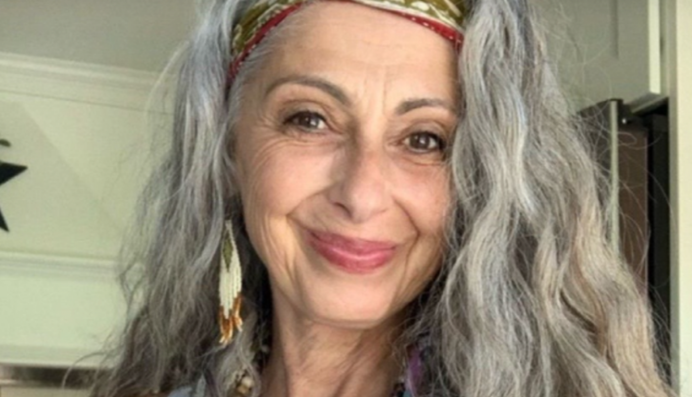 NIKAD NE BISTE POGODILI KOLIKO GODINA IMA OVA ŽENA: Ovo je 5 namirnica koje jede i zbog kojih izgleda nekoliko decenija mlađe! (FOTO)