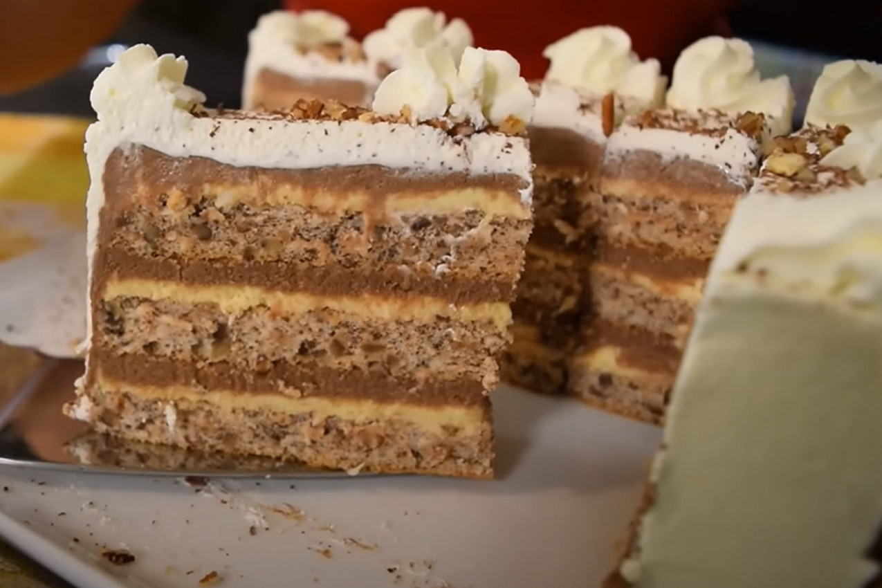 DINASTIJA TORTA VRAĆA U DETINJSTVO: Stari recept naših mama za poslasticu koja je bila hit u bivšoj Jugoslaviji