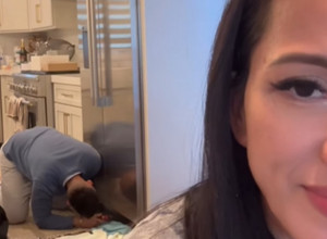 "UDALA SAM SE ZA 23 GODINE MLAĐEG, SUPER FUNKCIONIŠEMO I IMAMO ČETVORO DECE":  Žena šokirala pričom i snimcima, reakcije se samo nižu(VIDEO)