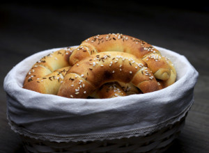 RECEPT ZA SLANE KIFLE: Zbog jednog sastojka koji pekari koriste meke su kao pamuk