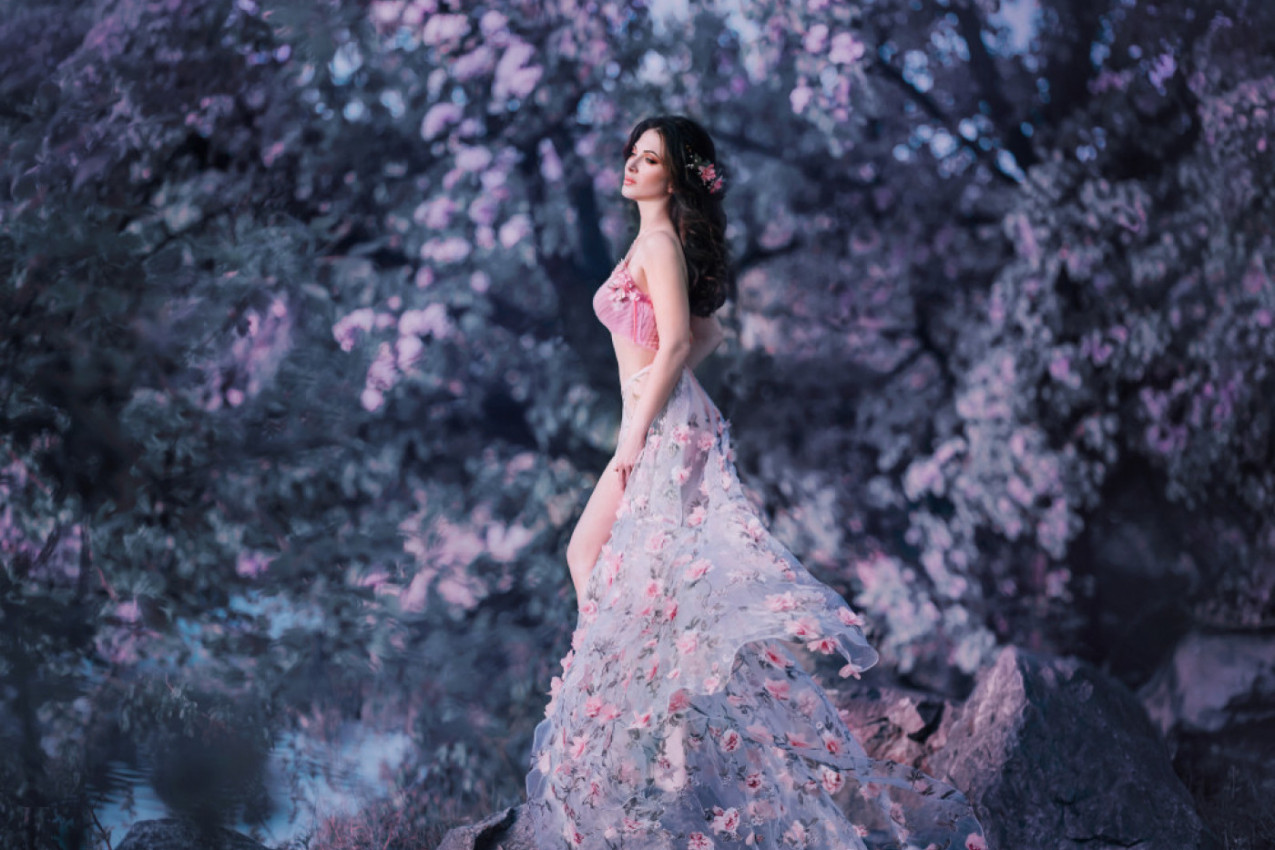 LJUBAV CVETA, TRZAVICE NA POSLU: Šta predviđa mesečni horoskop za april za svih 12 znakova Zodijaka!