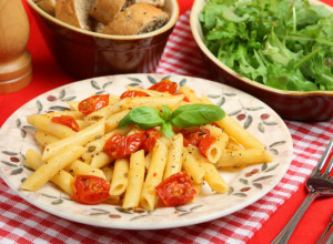 VEČERA GOTOVA ZA SAMO 5 MINUTA: Ukusno jelo idealno za one koji su u škripcu sa vremenom