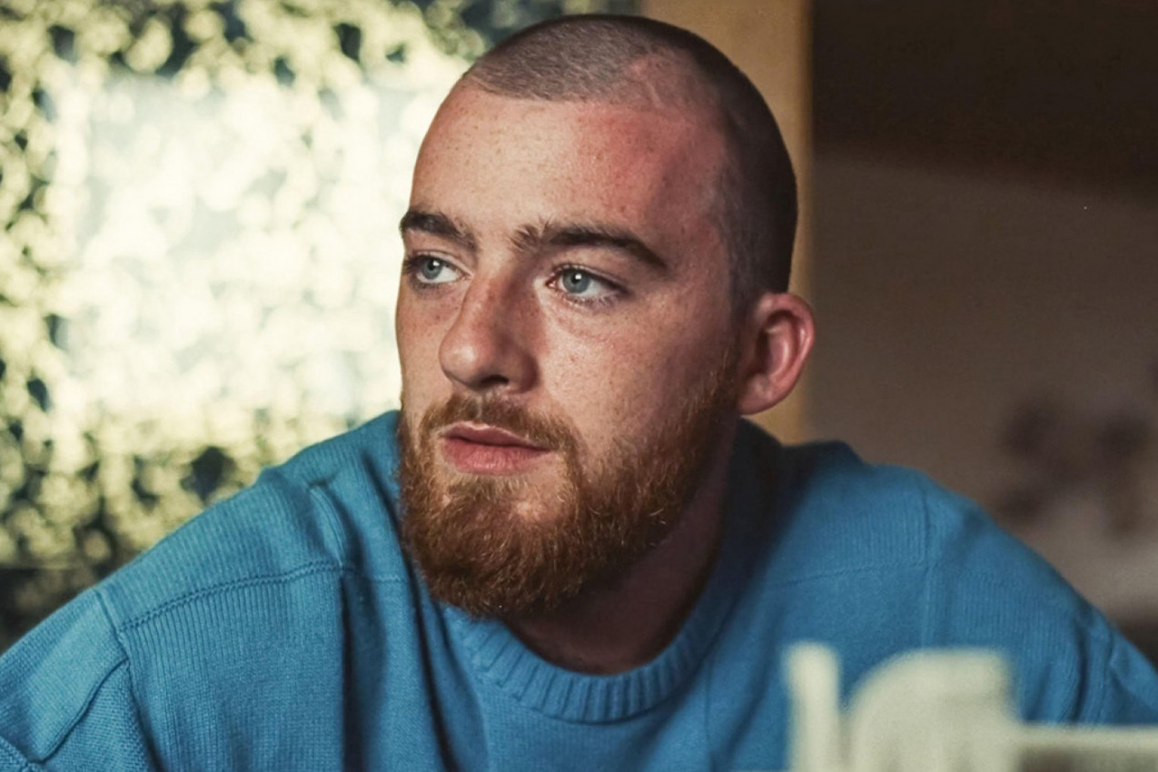 "UVEČE MI JE REKAO DA ME VOLI, UJUTRU JE BIO MRTAV": Glumčeva majka tvrdila je da se nije ubio, ono što je pronađeno u njegovom telu sve pokazuje