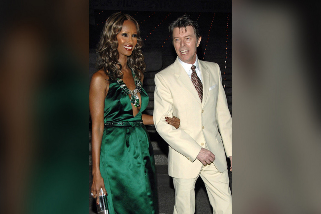 LJUBAVNA PRIČA IMAN I DEJVIDA BOUVIJA NADMAŠILA JE SVAKI FILM: Tamnoputa gazela i danas pati za voljenim suprugom  (FOTO+VIDEO)