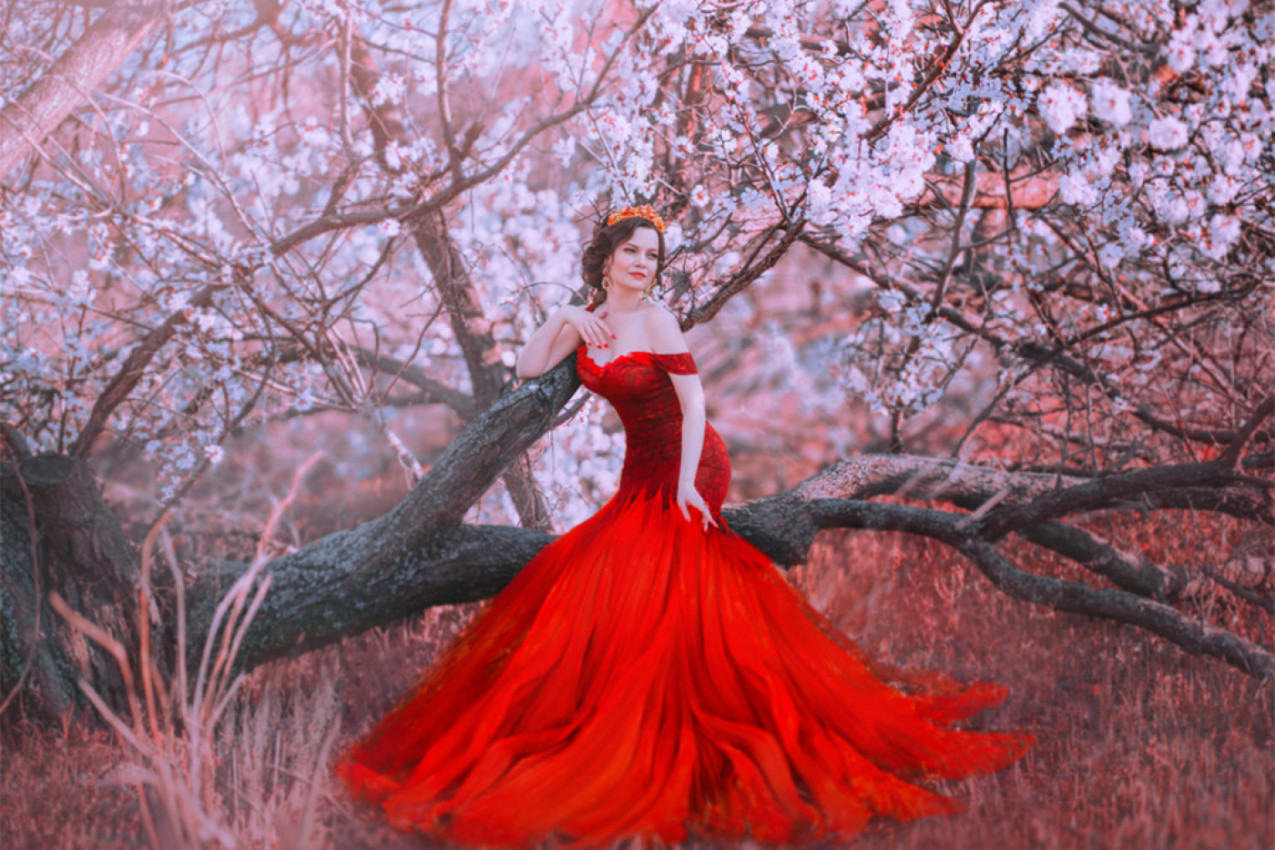 STIŽE NAJTEŽI ASTROLOŠKI ASPEKT U APRILU: Pomračenje sunca donosi razotkrivanje afera i raskide, zlu kob jedan znak neće moći da izbegne! (FOTO)