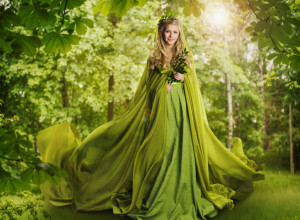 ČETIRI ZNAKA ZODIJAKA REŠAVAJU VELIKE PROBLEME DO KRAJA APRILA: Sreća će ih pratiti tamo gde im je najpotrebnija! (FOTO)