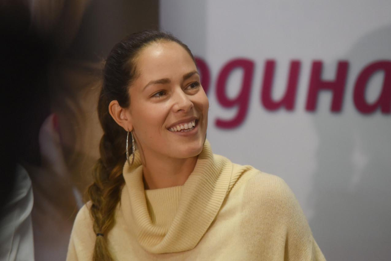 OVAKO IZGLEDA MAJKA ANE IVANOVIĆ: Kao svetska diva, na nju je teniserka nasledila lepotu (FOTO)