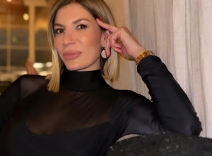 ZAVODLJIVI KADROVI MINJE MILETIĆ: Svi govore o njenim dugim nogama, šlic otkrio previše (VIDEO)