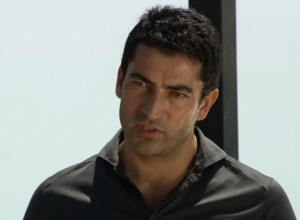 ZA OVIM TURČINOM SU LUDELE SRPKINJE: Žene u šoku kako danas izgleda Ezel, 13 godina nakon serije! (FOTO)