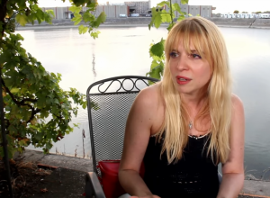 ĆERKA JELENE TINSKE JE PRAVA LEPOTICA: Milica sarađuje sa holivudskim zvezdama, a u rukama je držala i Oskara! (FOTO)