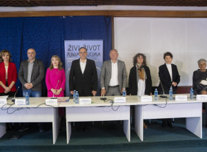 ALARMANTNI PODACI O NAJČEŠĆEM KARCINOMU U SRBIJI: Žene pušači više obolevaju i umiru od raka pluća!