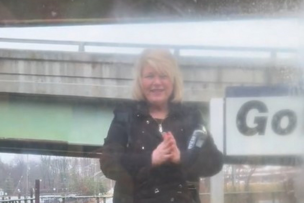 "IMAM 30 GODINA, A MOJA MAJKA SVAKI DAN RADI OVO": Zbog ovog videa plaču svi na društvenim mrežama, a ima snažnu poruku! (VIDEO)