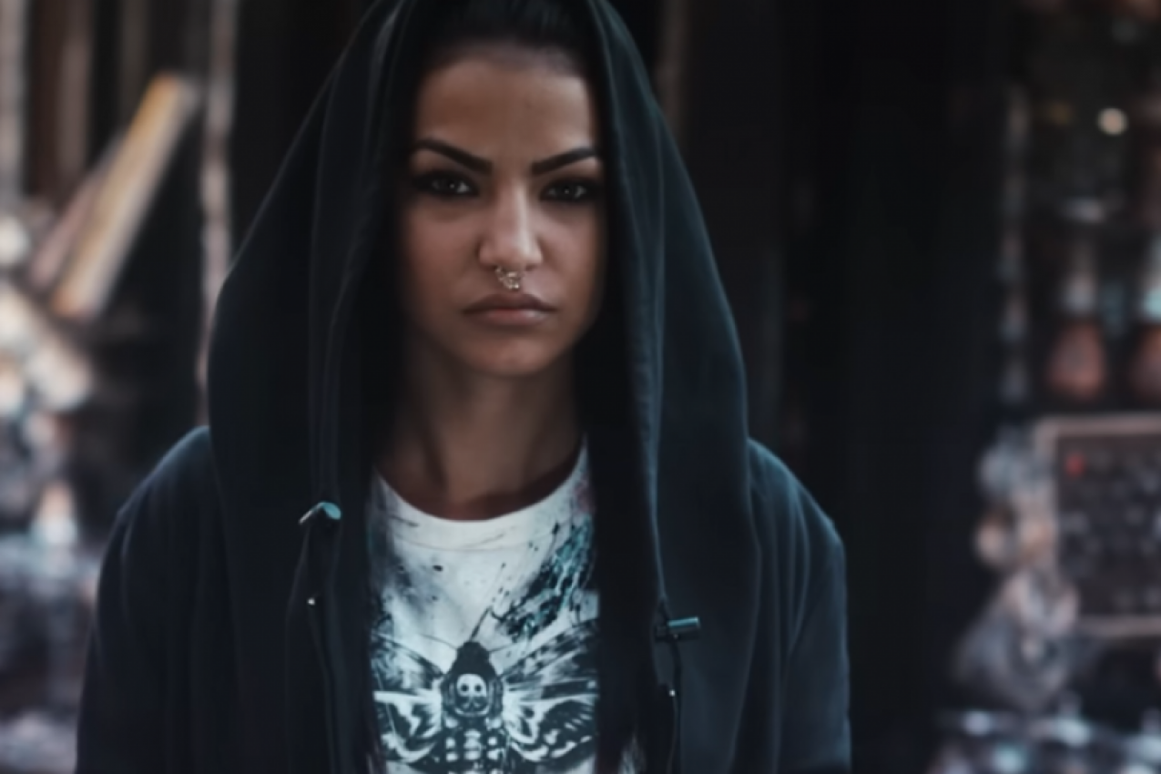 UNA KRLIĆ JE BOMBA BEZ PREMCA: Rasta je proslavio, a danas grmi kako izgleda! (FOTO)